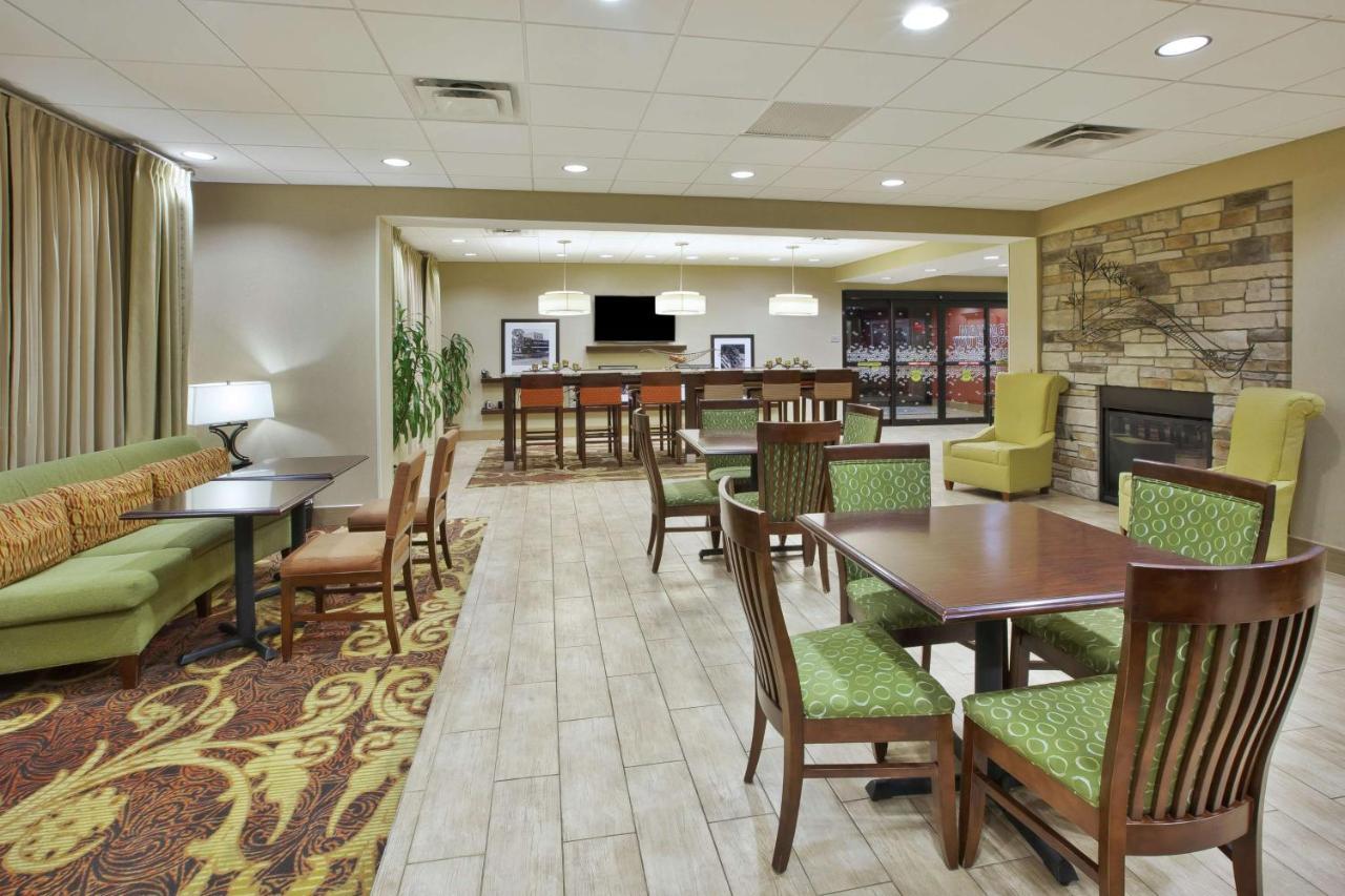 Hampton Inn Brockport Esterno foto
